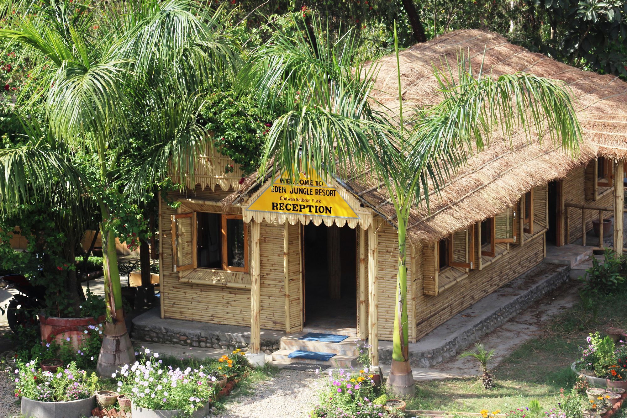 Eden Jungle Resort Саураха Экстерьер фото