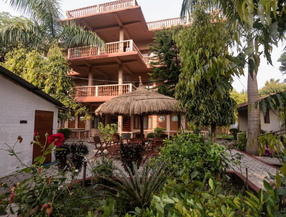 Eden Jungle Resort Саураха Экстерьер фото